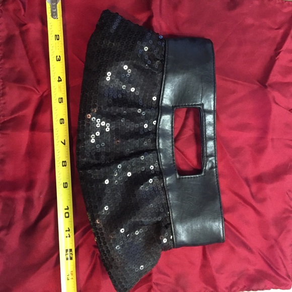 Macy's Black Leather Double Sided Clutch 👝💋 - Picture 4 of 4