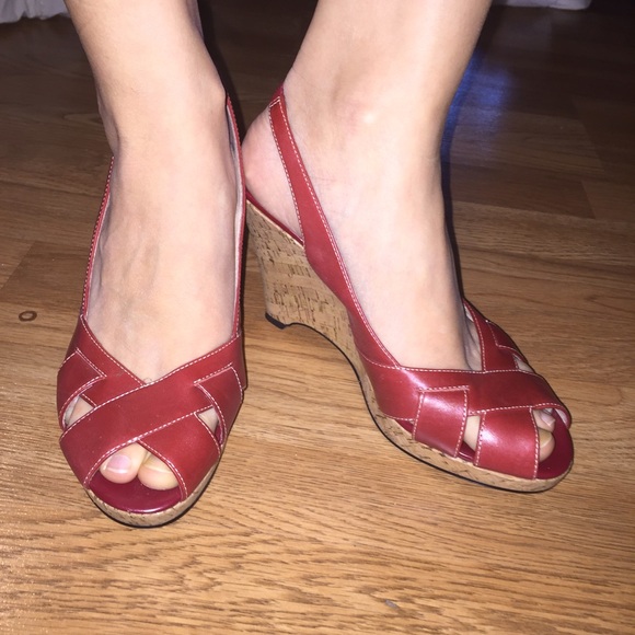 Burgundy/Red BP. Wedges