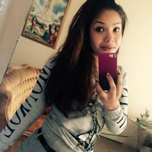 Meet your Posher, April