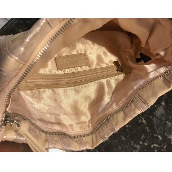 EXPRESS- Envelope Clutch Purse - Picture 5 of 5