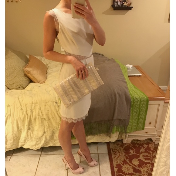 EXPRESS- Envelope Clutch Purse - Picture 3 of 5