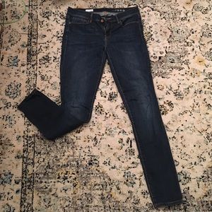 Like new Gap Legging jeans - 27r