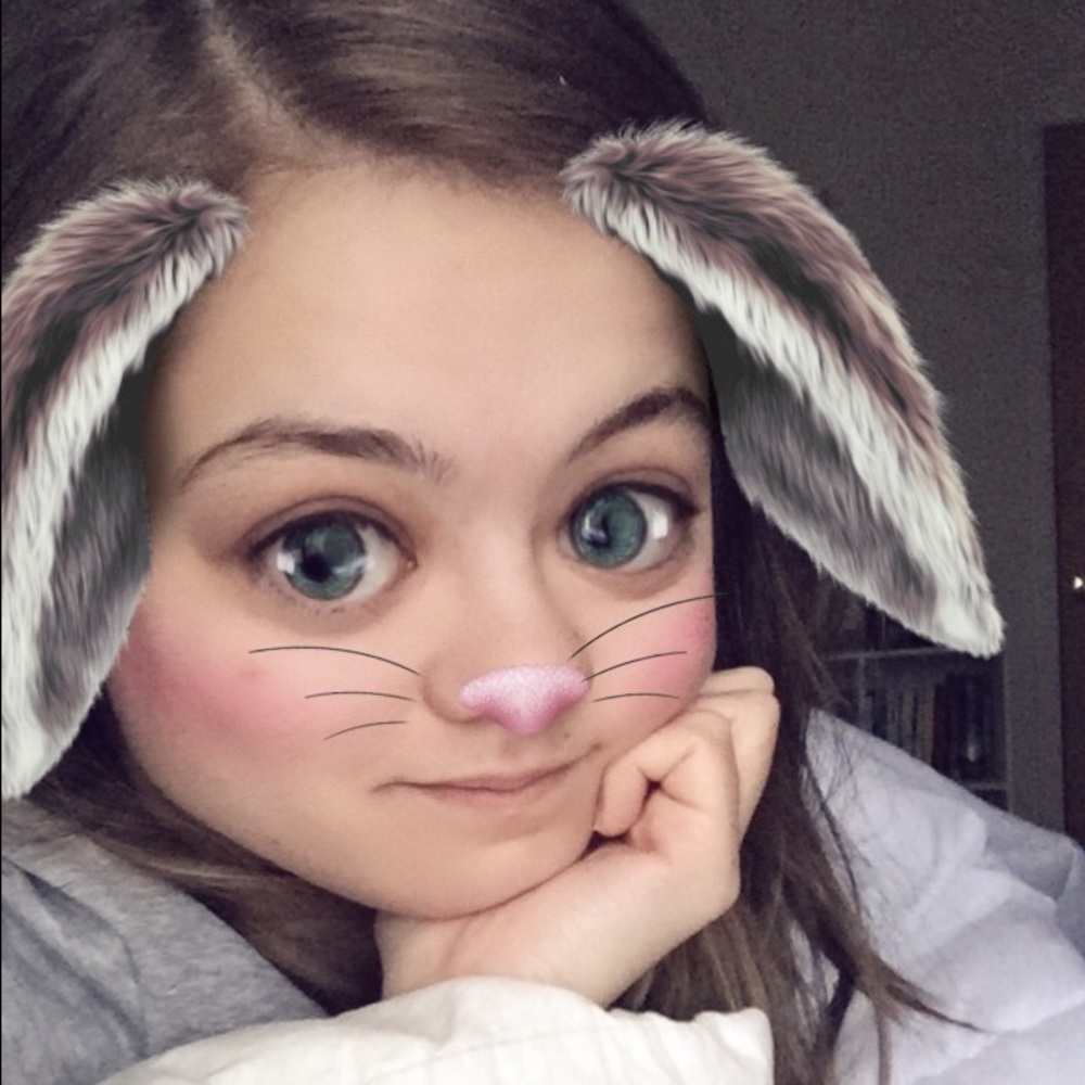 Meet your Posher, Britta