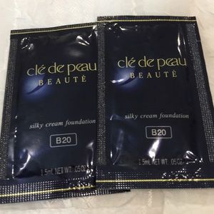 New cle de peau BEAUTY silky cream foundation#B20