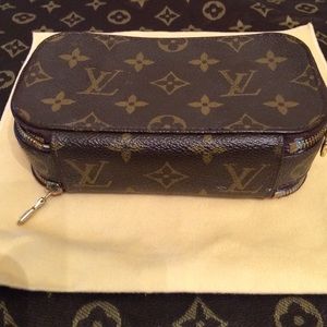 Louis Vuitton jewelry cosmetic case Nice!
