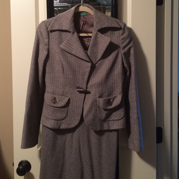 United colors of Benetton tweed suit