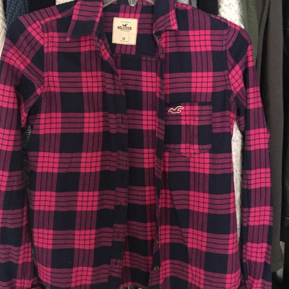 Hollister flannel , wore only few times :)