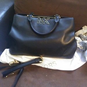 (Temporary sale) Micheal Kors Large Florence Bag