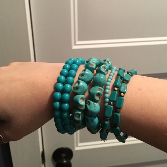 SET OF 7 TURQUOISE BRACELETS