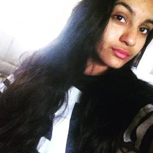 Meet your Posher, Athresha
