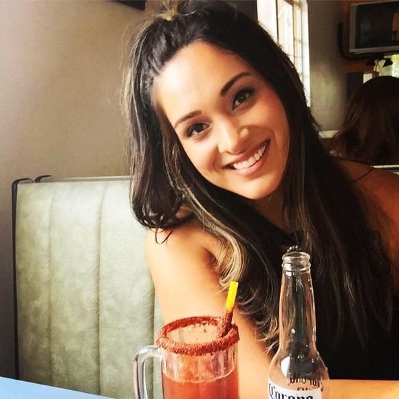 Meet your Posher, Vanessa - Picture 1 of 1