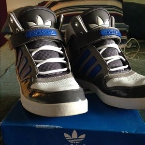 Hi-top Stylish Adidas
