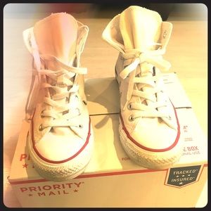 WHITE HIGH TOP CONVERSE