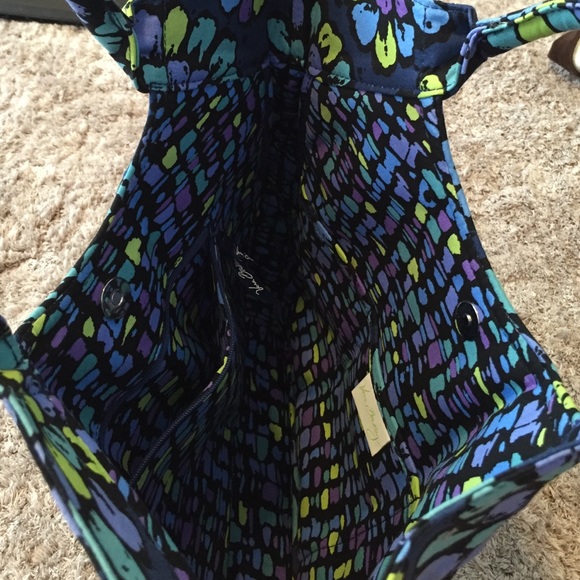 NWOT Vera Bradley handbag - Picture 3 of 3