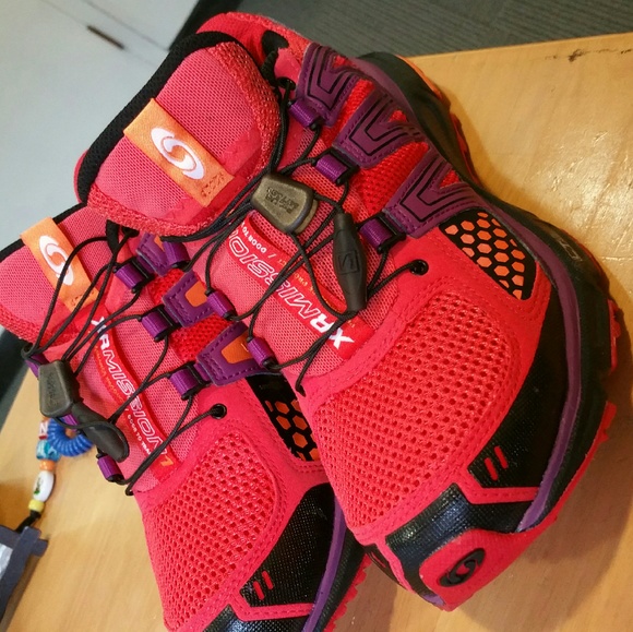 Salomon brand new shoes
