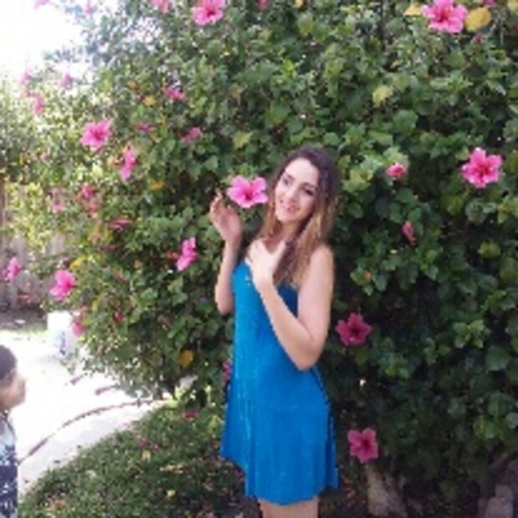 Meet your Posher, Vaneza