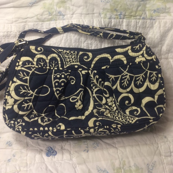 Like New Vera Bradley Shoulder Bag