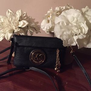 MICHAEL KORS CROSS BAG