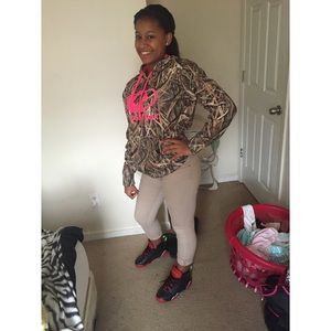 Meet your Posher, Tamarion