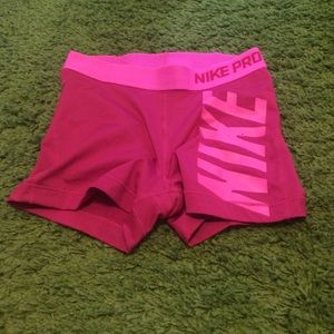 Nike Pro