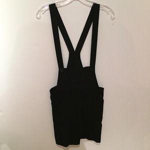 Cute black short overalls