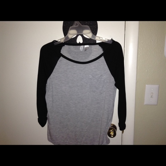 H&M Baseball tee