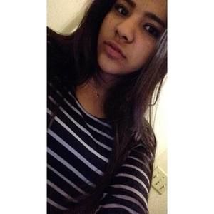 Meet your Posher, Cynthia