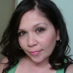 Meet your Posher, Roxanne