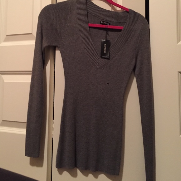 Express Sweater - Picture 2 of 3