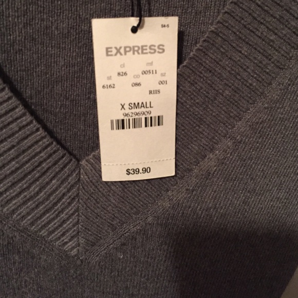 Express Sweater - Picture 3 of 3