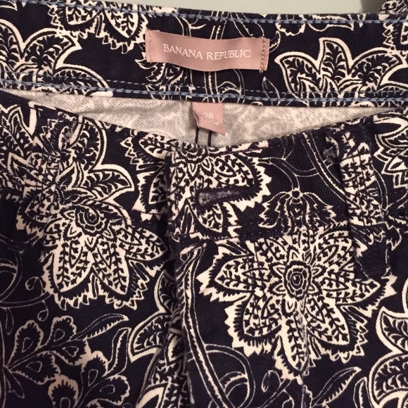 Skinny ankle pant. - Picture 1 of 2