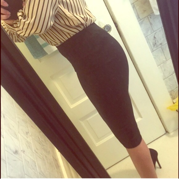 Kardashian Kollection skirt