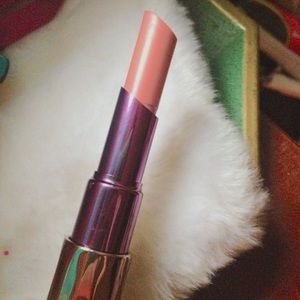 Urban decay lipstick🌺😛