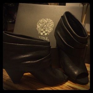 Size 7.5 Vince Camuto ankle boots.