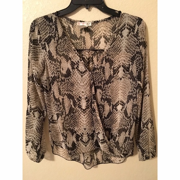 A'Gaci blouse