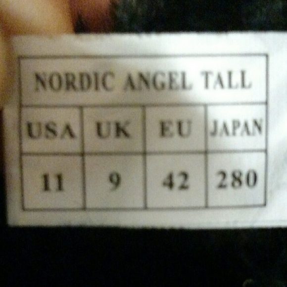 Australia Luxe Collective Nordic Angle - Picture 2 of 4