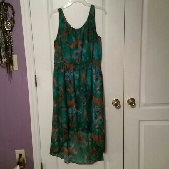 Print Hi-lo dress size large