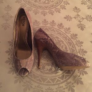 Victor Alfaro leather peep toe snake skin pumps