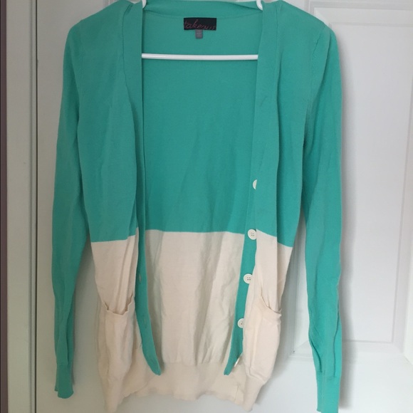 Cardigan - Picture 1 of 3