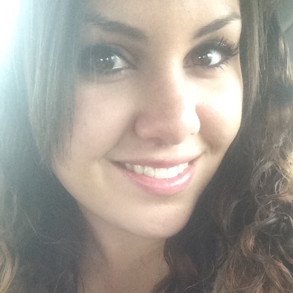 Meet your Posher, Rhiannon