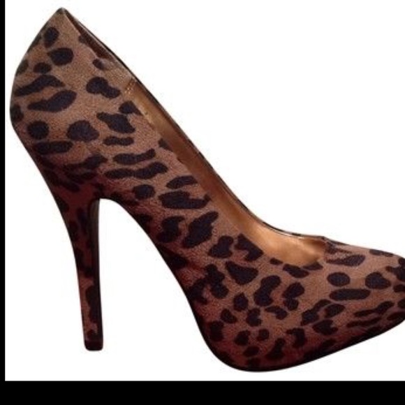 Leopard print Mossimo heels