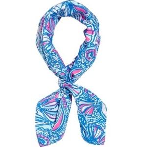 Lilly Pulitzer scarf!