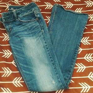 American eagle artist jeans