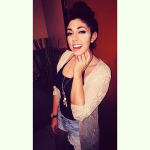 Meet your Posher, Kim