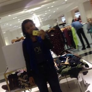 Meet your Posher, Victoria