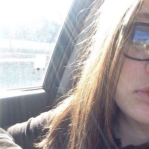 Meet your Posher, Elyse