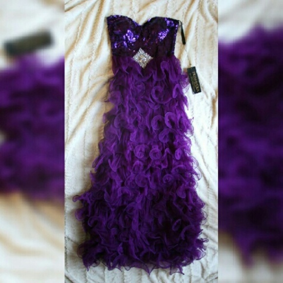 NWT Primavera Prom Dress