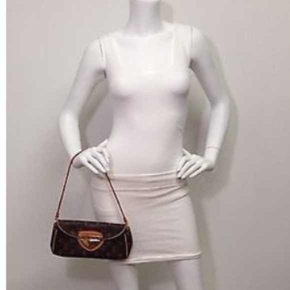 My Authentic Louis Vuitton Clutch! - Picture 3 of 3