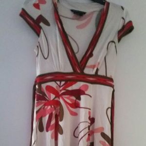 Rare floral stretchy dress