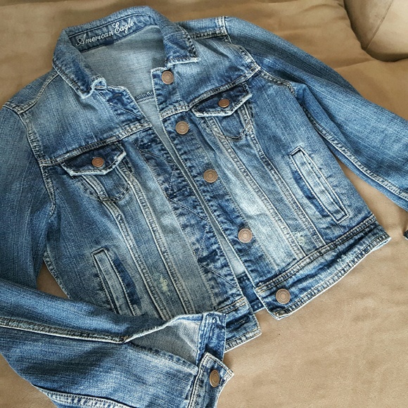 American Eagle Outfitters Jackets & Blazers - AEO Classic Denim Jacket